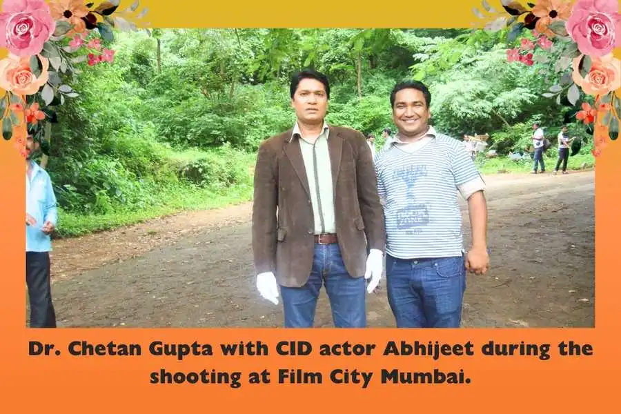Dr Chetan Gupta with CID actor Abhijeet